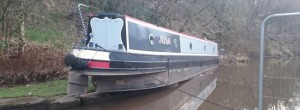 ‘Juno’ was lifted from its winter mooring near Todmorden lock onto the towpath. Cranes are being arranged to lift it back into the water, liaison with Highways Agency. The lift was booked for 9 Jan, but road into town has collapsed so recovery on hold.